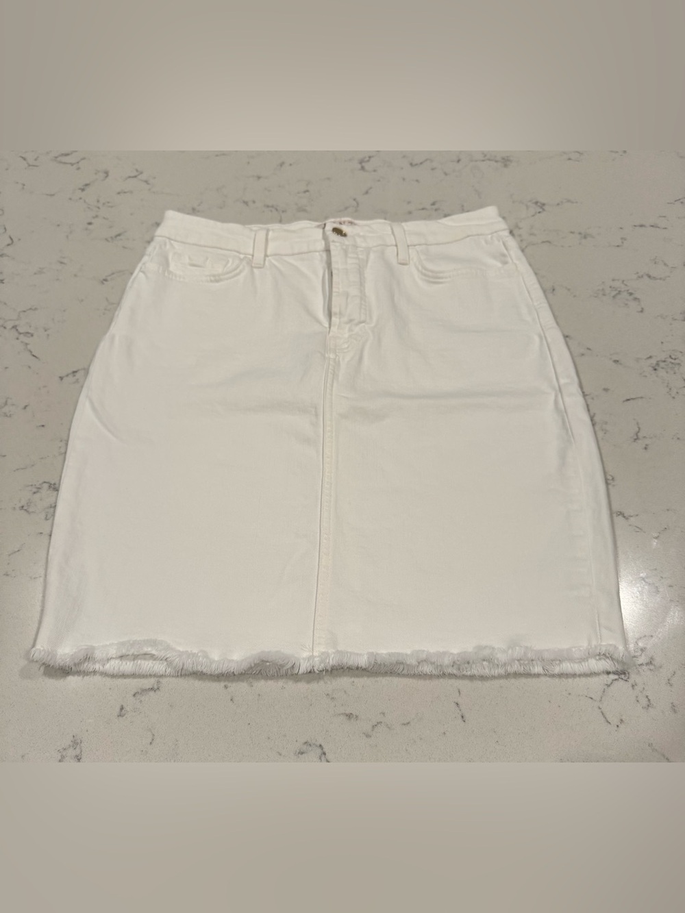 Jen7 by 7 For All Mankind White Denim Pencil Skirt NWOT Raw Hem Size 8